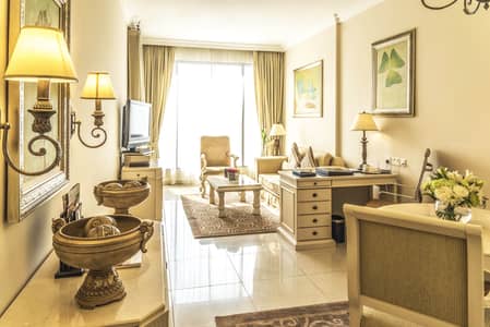 2 Bedroom Apartment for Rent in Barsha Heights (Tecom), Dubai - MERCURE DUBAI Living Room 010. jpg
