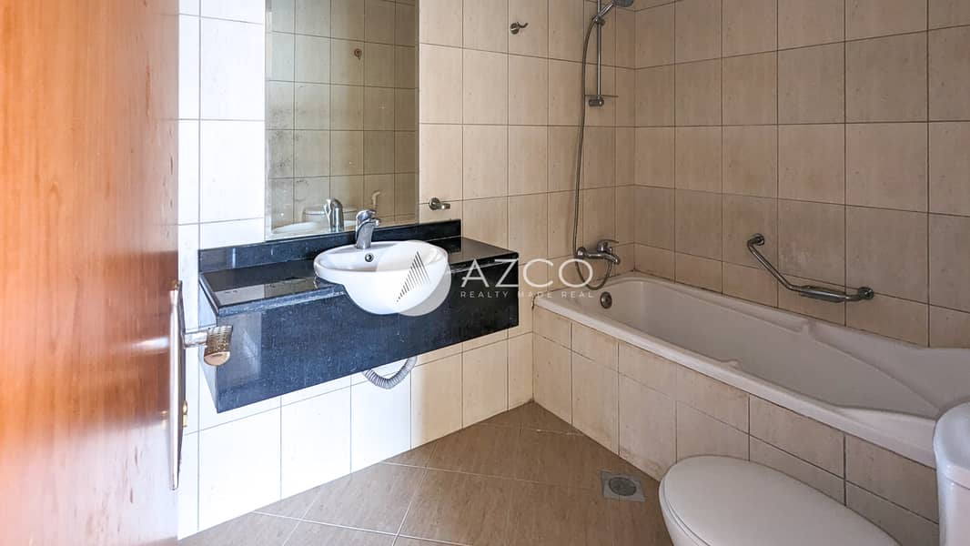 10 AZCO REAL ESTATE-11. jpg