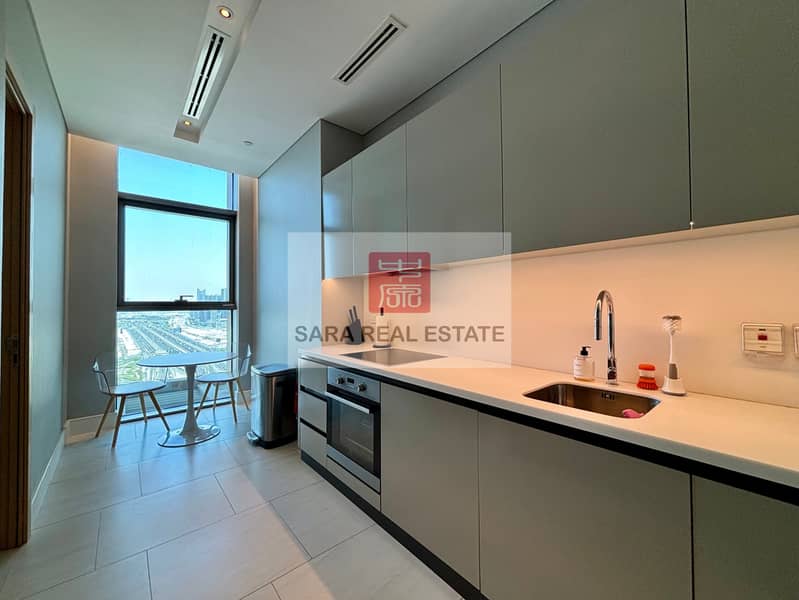 10 5.1 Kitchen. JPG