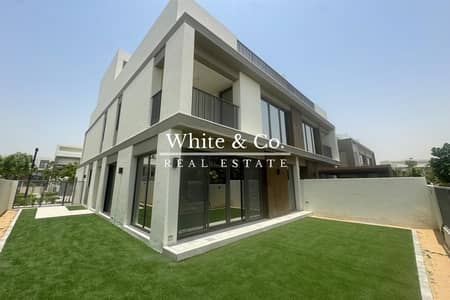 4 Bedroom Villa for Rent in Tilal Al Ghaf, Dubai - Upgraded | Vacant Now | Closed Kitchen