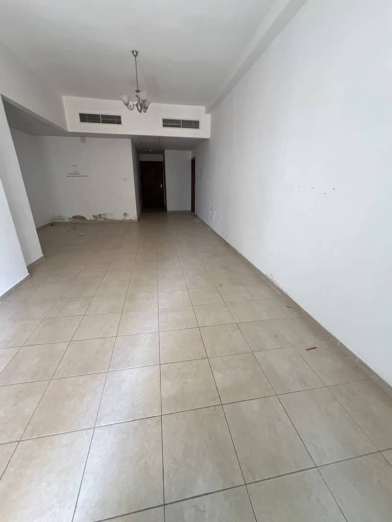 2 HALL VEW 3 1812. jpeg