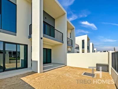 3 Bedroom Townhouse for Sale in Town Square, Dubai - Vacant | Single Row | Brand New