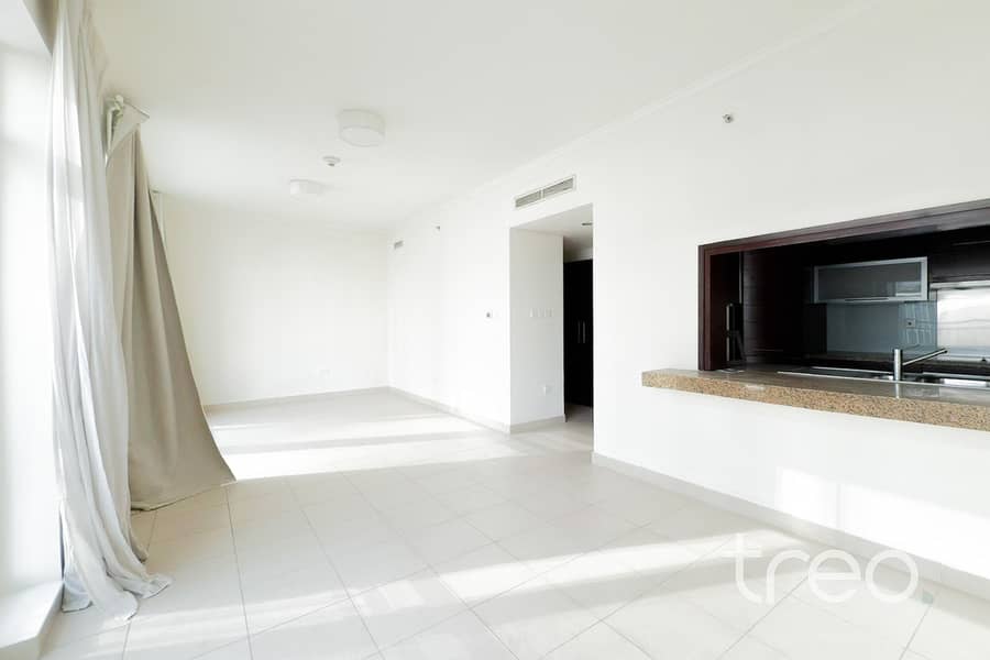 Квартира в Дубай Даунтаун,Бурж Вьюс,Подиум Бурдж Вьюс, 1350000 AED - 11776911 Квартира в Дубай Даунтаун,Бурж Вьюс,Подиум Бурдж Вьюс, 1350000 AED - 11776911