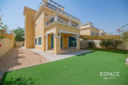 4 Bedroom Villa for Rent in Jumeirah Park, Dubai - Quiet - Close To Park - Well Maintained