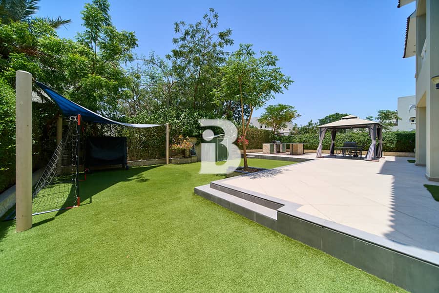 位于阿尔弗雷德街区,阔塔什别墅区 4 卧室的别墅 7150000 AED - 11787613 位于阿尔弗雷德街区,阔塔什别墅区 4 卧室的别墅 7150000 AED - 11787613