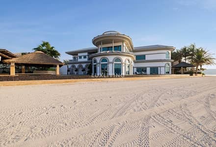 5 Bedroom Villa for Rent in Palm Jumeirah, Dubai - Available for Rent ( long Term and Short Term )