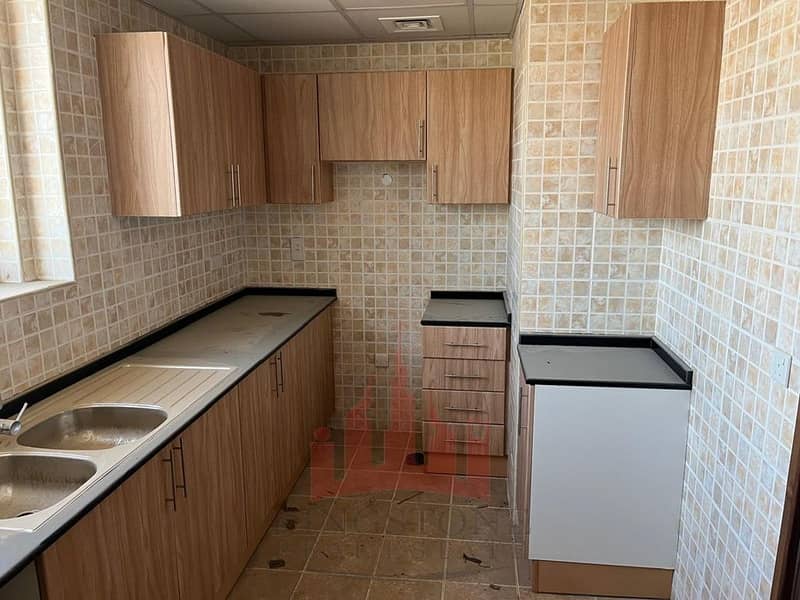 19 kitchen. jpg