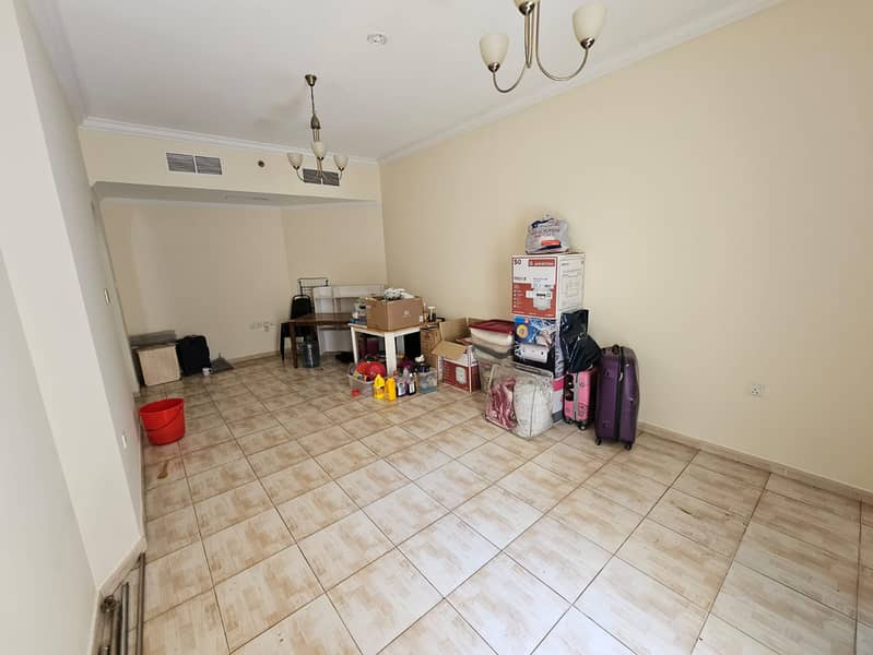 2cd43341-01ab-4e37-ad34-a5f1392cc2bd. jpg
