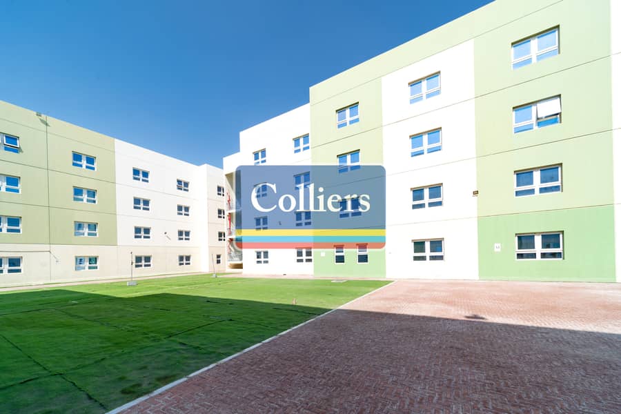Colliers_HC -_-48. jpg Colliers_HC -_-48. jpg