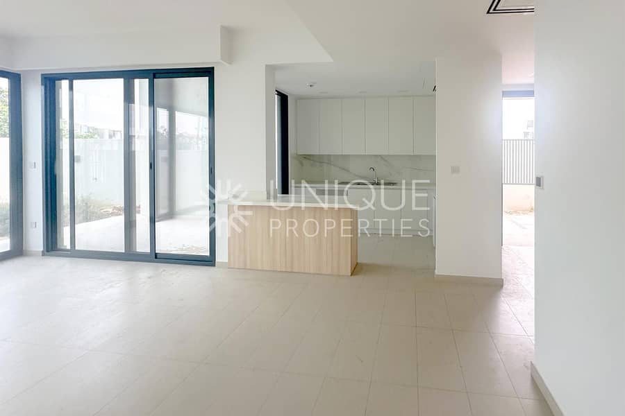 位于迪拜乐园,樱花树联排别墅区 4 卧室的联排别墅 250000 AED - 11790514 位于迪拜乐园,樱花树联排别墅区 4 卧室的联排别墅 250000 AED - 11790514