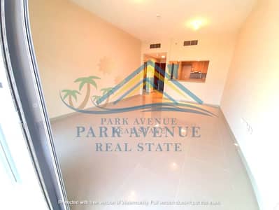 1 Bedroom Flat for Rent in Al Reem Island, Abu Dhabi - HIGH RISE TOWER ! 1 BED ROOM w/ BALCONY , 12 MONTH , 4-PAYMENT in AL REEM ISLAND