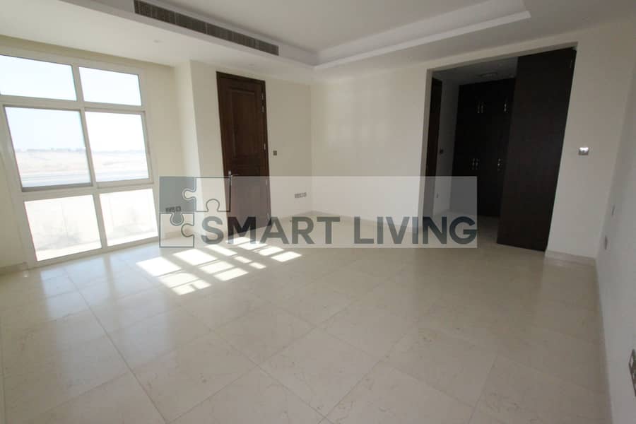 13 Marina_Atzert_Dubai_Real_Estate_Dubailand_The_Villa_Hacienda_Custom_Bedroom. JPG