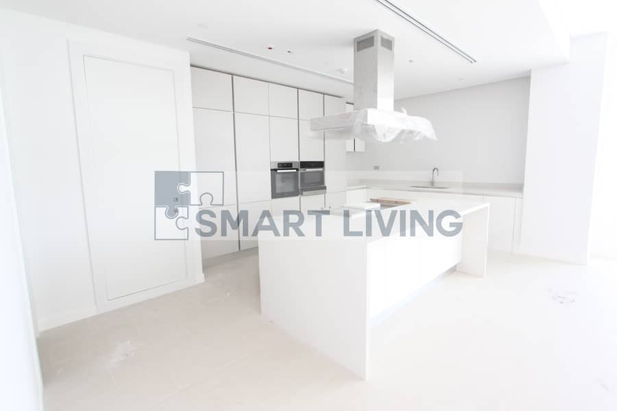 4 Marina_Atzert_Dubai_Real_Estate_AlBarari_7thHeaven_Rent_Flat_2Bed_Kitchen. JPG