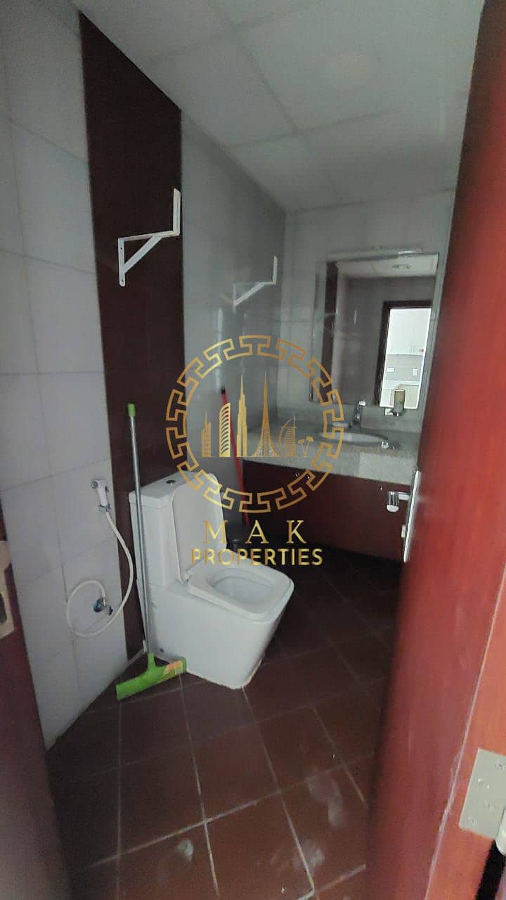 14 WhatsApp Image 2025-05-20 at 17.42. 30 (1). jpeg