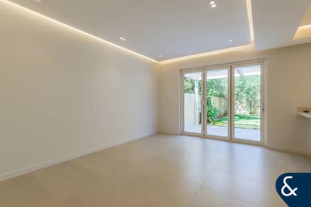 2 Bedroom Villa for Sale in The Springs, Dubai - Springs 11 | Remodelled | Quiet Location