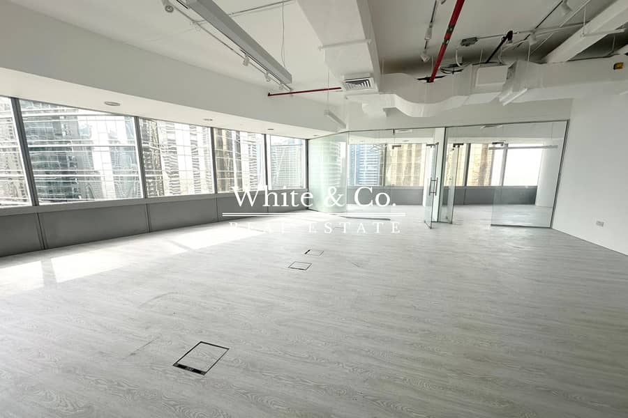 Grade A Tower | Modern Fit out | Lake view Grade A Tower | Modern Fit out | Lake view