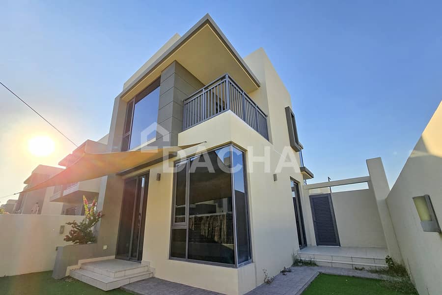 Вилла в Дубай Хиллс Истейт,Мапл,Мейпл 1, 4 cпальни, 300000 AED - 11793689 Вилла в Дубай Хиллс Истейт,Мапл,Мейпл 1, 4 cпальни, 300000 AED - 11793689