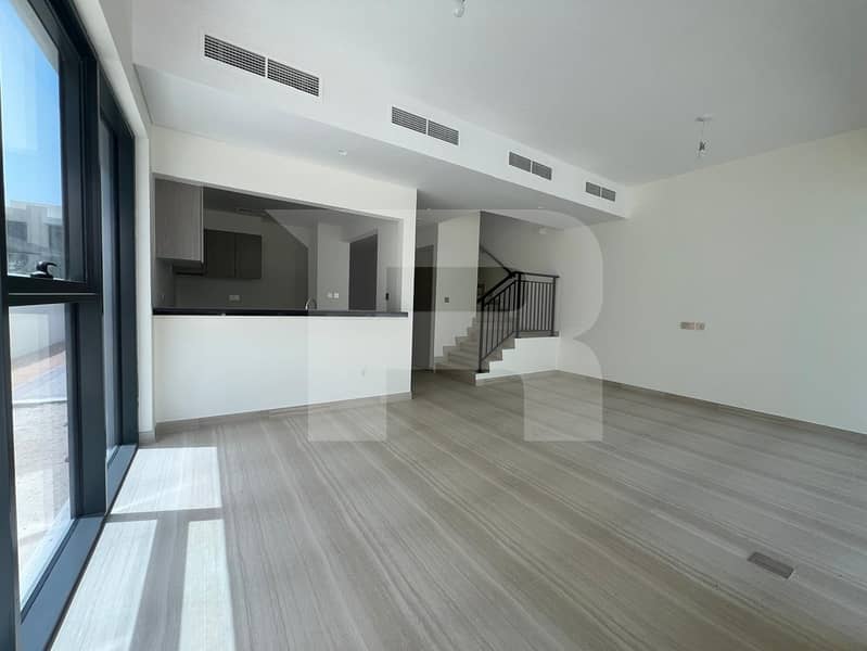 Brand New 4-BR Villa | Vacant | Park View Brand New 4-BR Villa | Vacant | Park View