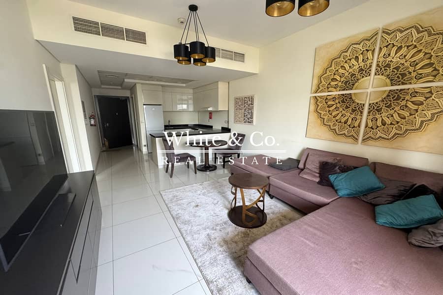 Park View | Vacant Now | Furnished Park View | Vacant Now | Furnished