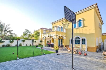 فیلا 3 غرف نوم للبيع في جميرا بارك، دبي - فیلا في ليجاسي،جميرا بارك 3 غرف 7999999 درهم - 11658205