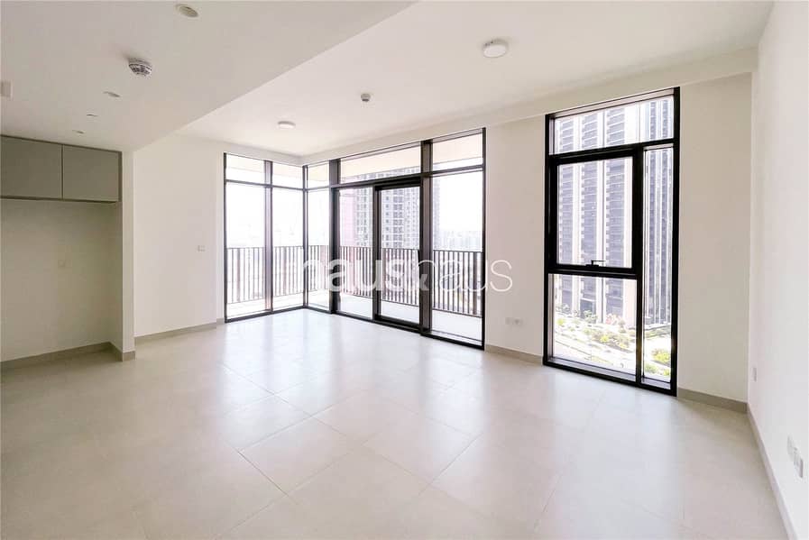 Brand New | Water View | Multiple Chqs Brand New | Water View | Multiple Chqs