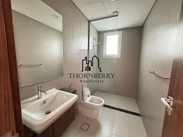 10 2bd5f777-266e-46bd-9ebc-c907cf51e67e. jpg