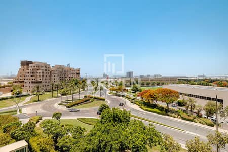 2 Bedroom Flat for Sale in Dubai Festival City, Dubai - Vacant  | Huge Layout | Upgraded with Maids Room
