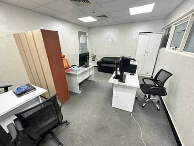 مکتب  للايجار في ديرة، دبي - 84c2c95d-63bf-4909-bea7-1ab03b4350e6. jpg
