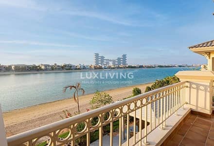 5 Bedroom Villa for Rent in Palm Jumeirah, Dubai - Sea View | Private Pool | Direct Beach Access