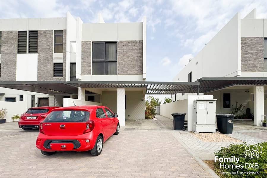 Un-Furnished | Single Row | Vacant Un-Furnished | Single Row | Vacant