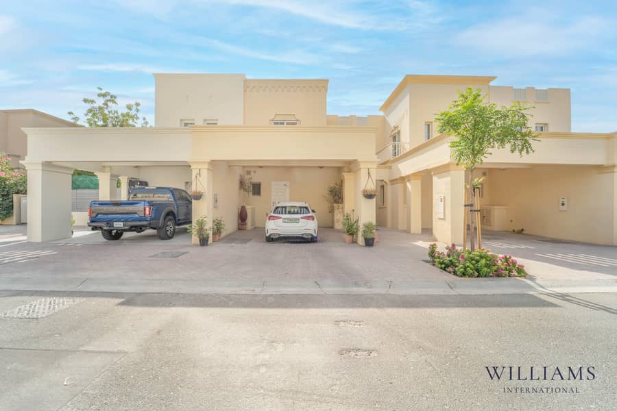 2 BEDROOMS | PARK AND POOL VIEW | CLOSE TO LAKE 2 BEDROOMS | PARK AND POOL VIEW | CLOSE TO LAKE