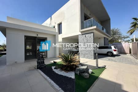 4 Bedroom Villa for Rent in Yas Island, Abu Dhabi - Corner and Single Row|Golf Course Front|Lake Views