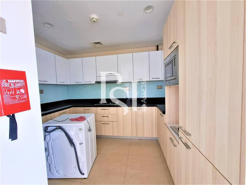 7 KITCHEN. jpg