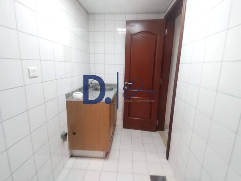 24 d74f82f8-2249-40b1-a7dd-9e7b9fe43391. jpg