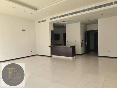1 Bedroom Apartment for Rent in Palm Jumeirah, Dubai - Unfurnished | Vacant | Prime Location