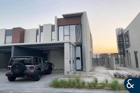 4 Bedroom Villa for Sale in Dubailand, Dubai - 4 Bedroom | Corner Unit |Spacious Layout