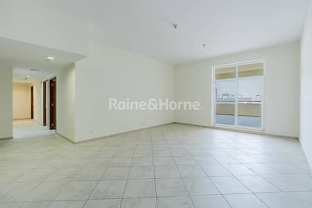 3 Bedroom Flat for Sale in Motor City, Dubai - Vacant- Pool and Garden View - Huge Terrace