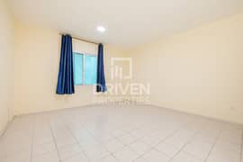 شقة في K-07،الحي اليوناني،المدينة العالمية 350000 درهم - 11800612