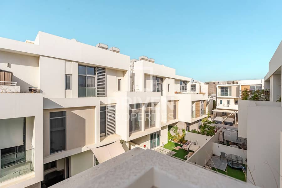 Spacious | Well Maintained | Massive Terrace Spacious | Well Maintained | Massive Terrace