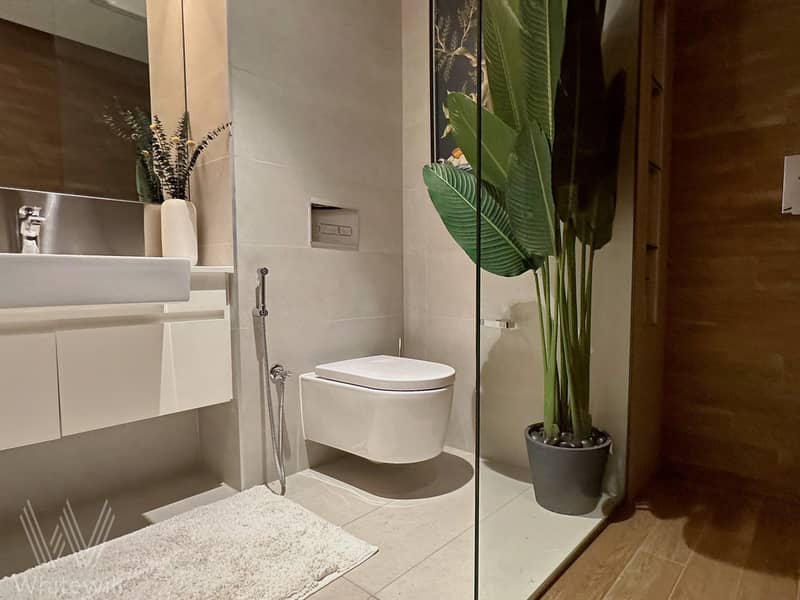 20 Second bathroom. jpg