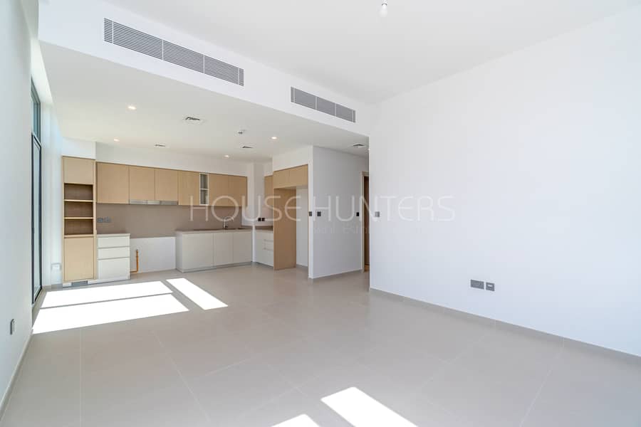 位于阿拉伯牧场3号,太阳小区 4 卧室的别墅 215000 AED - 11800972 位于阿拉伯牧场3号,太阳小区 4 卧室的别墅 215000 AED - 11800972