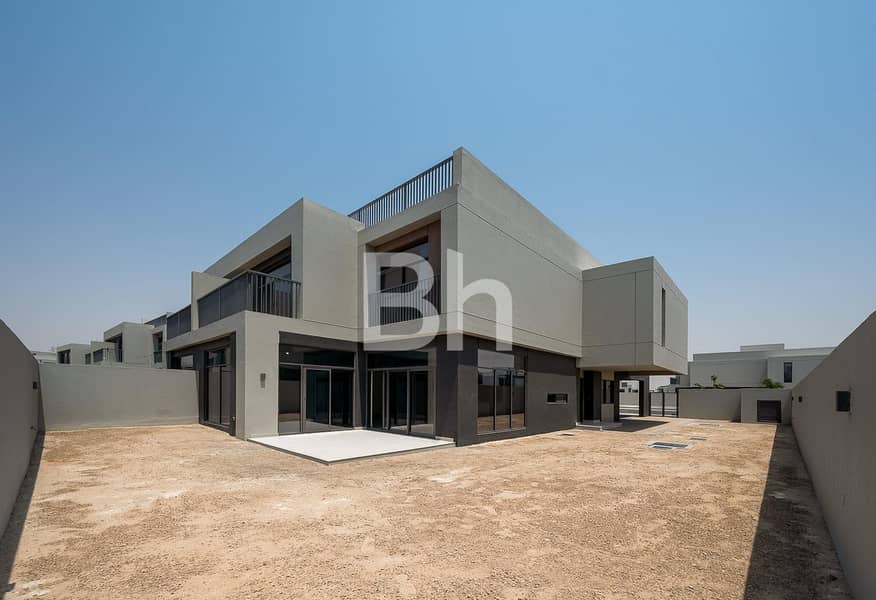 Brand New | Closed Kitchen | Close to Ammenities Brand New | Closed Kitchen | Close to Ammenities