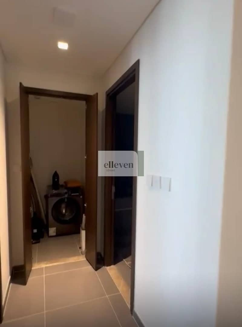 4 Unknown-2. jpeg