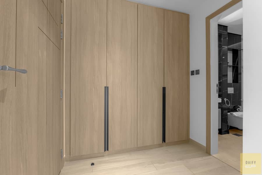 27 7ST08702. jpg