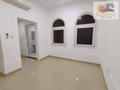 Studio for Rent in Al Khalidiyah, Abu Dhabi - 9c49c045-7b9f-46f1-ba2d-4b7684200840. jpg