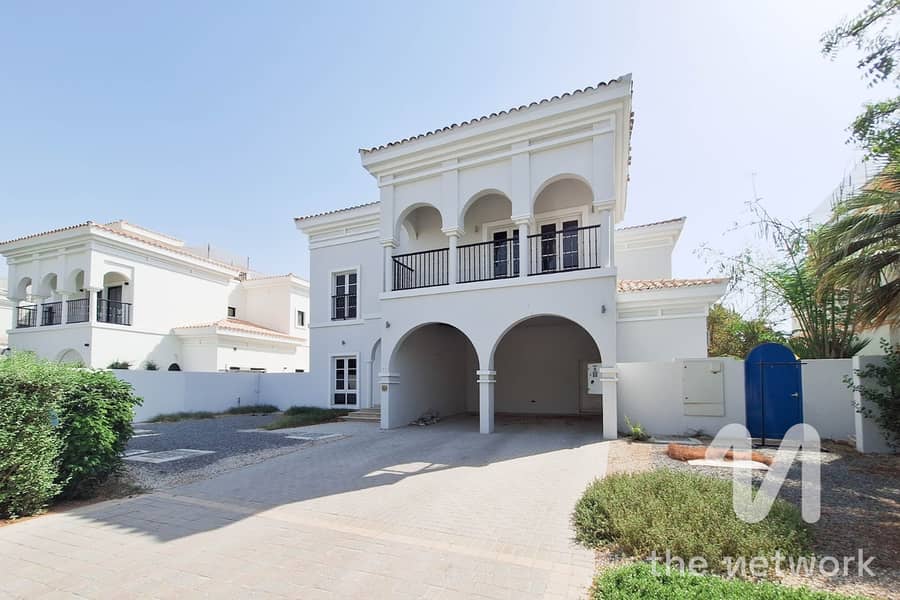 位于别墅区,庞德罗萨别墅区 4 卧室的别墅 360000 AED - 11801774 位于别墅区,庞德罗萨别墅区 4 卧室的别墅 360000 AED - 11801774
