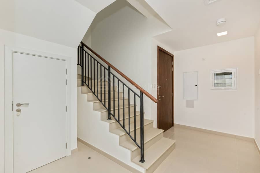 位于城市广场,努尔联排别墅 4 卧室的联排别墅 3075000 AED - 11768978 位于城市广场,努尔联排别墅 4 卧室的联排别墅 3075000 AED - 11768978