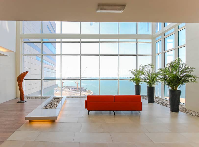 Duplex 4BR| Sea Views| Top Facilities| Prime Area