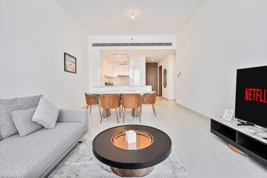 6 Living Room (16). jpeg