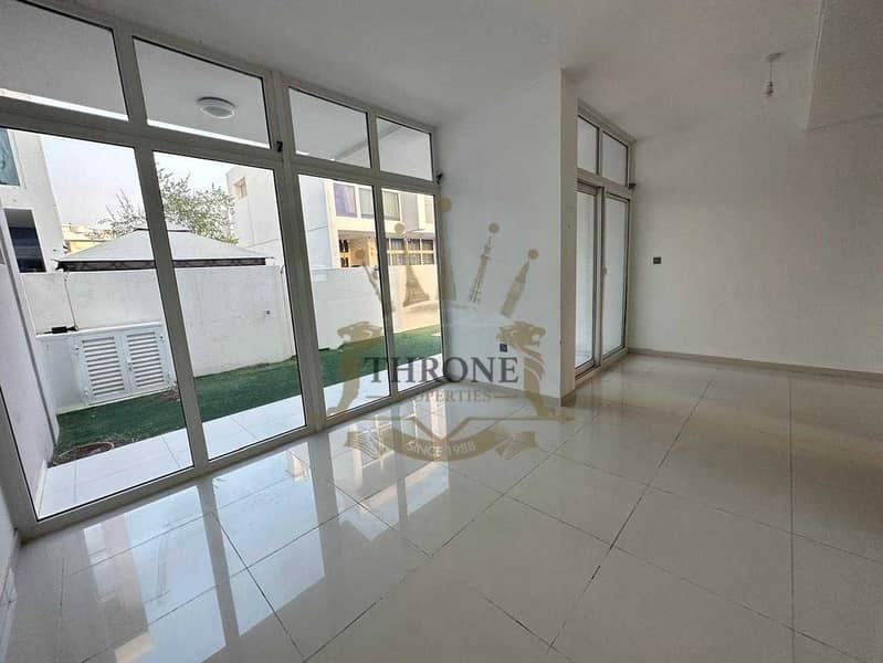 3 bedroom - LOWEST PRICE - Vacant and Ready To Move